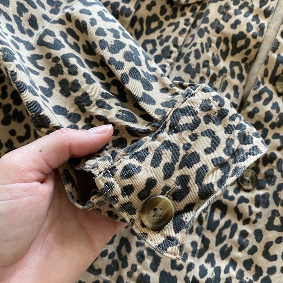 American Eagle Cropped Leopard Jacket Size Small - Picture 7 of 9